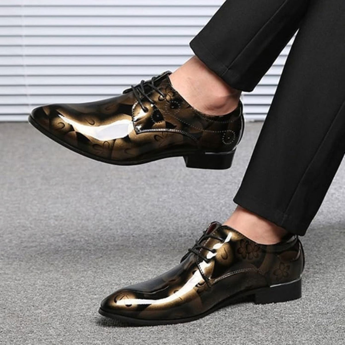 Floral Pattern Lace Up Oxfords