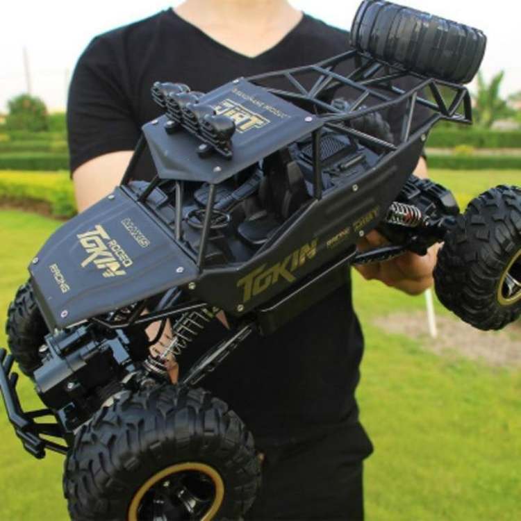 Ultimate 4x4 RC Monster Truck