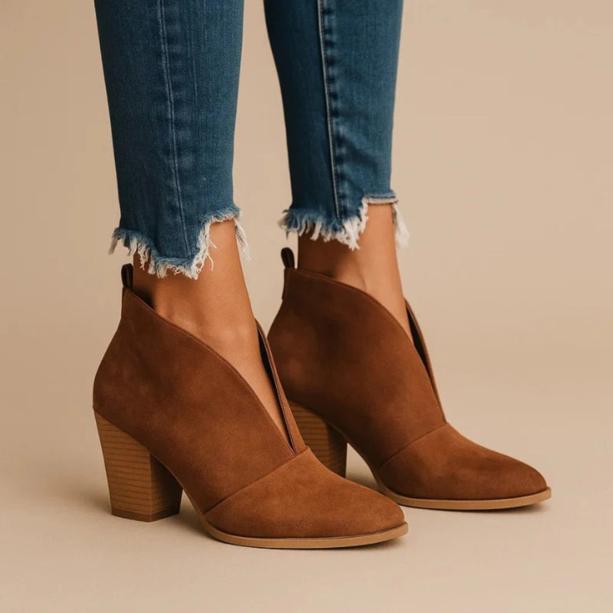 Chic Almond Toe Ankle Boots - Ankle Boots - Wild Eye Vision