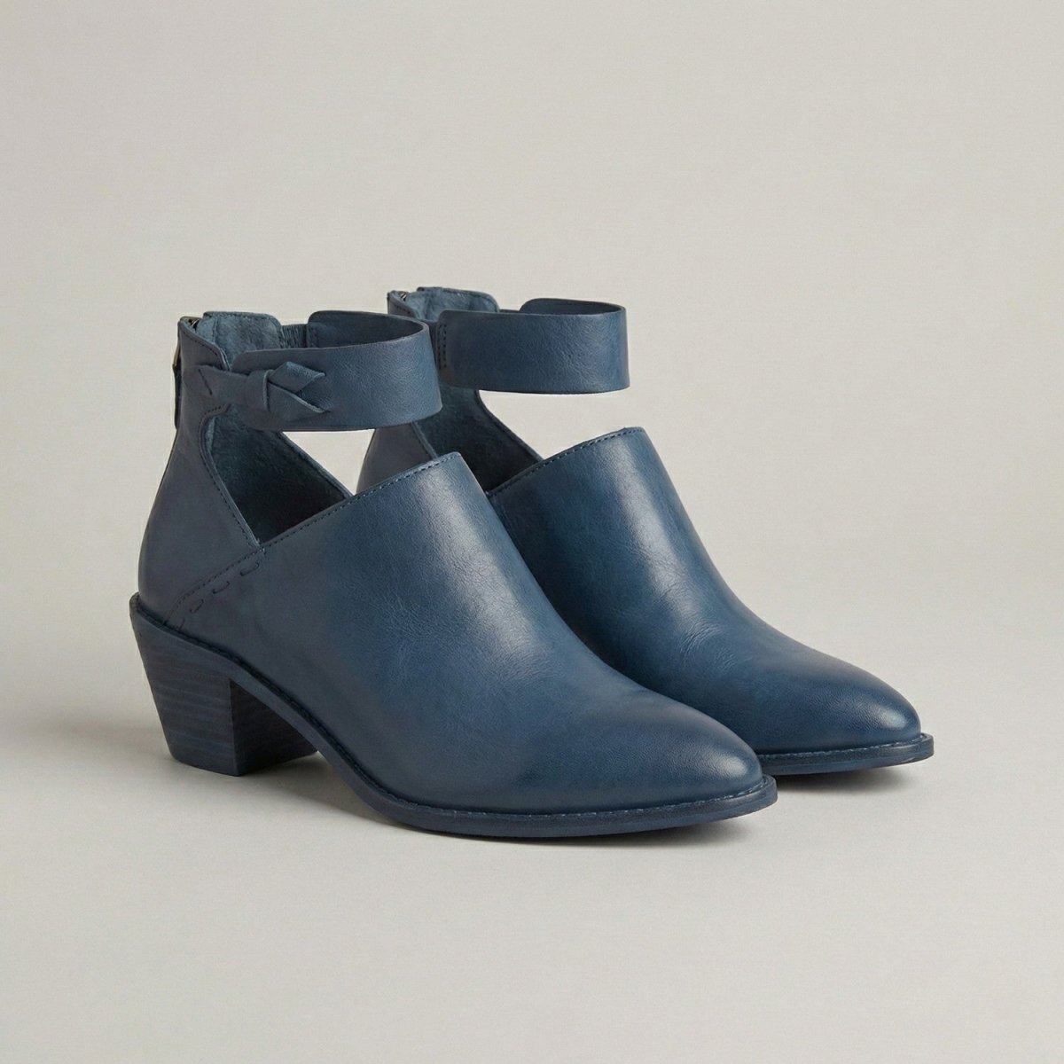 Chic Block Heel Ankle Boots - Ankle Boots - Wild Eye Vision