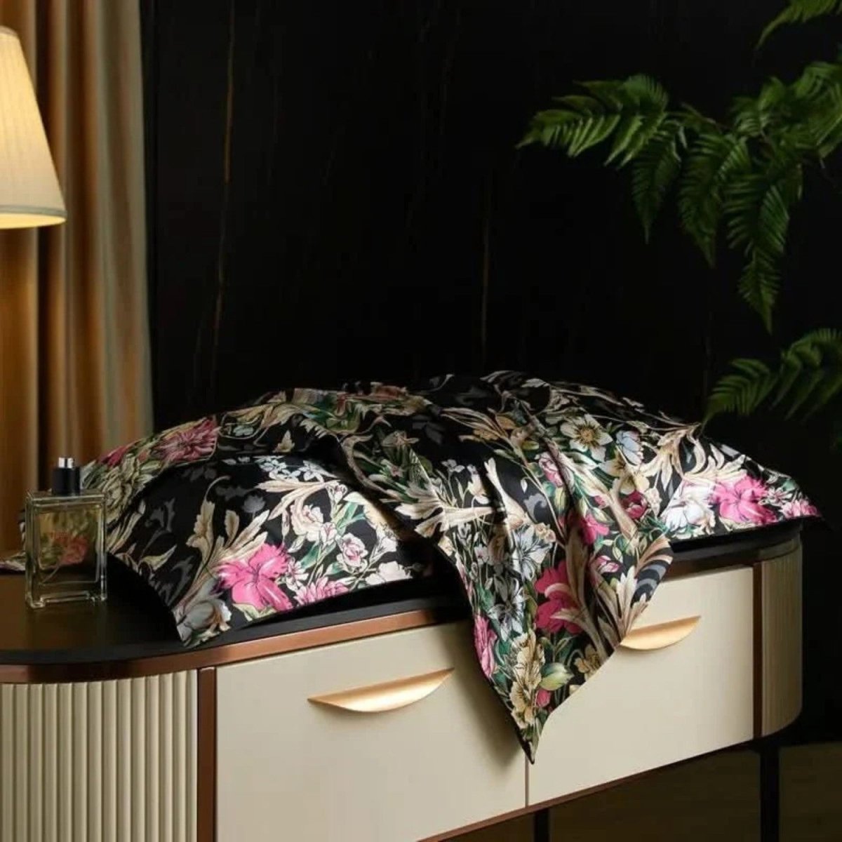 Mulberry Silk Pillowcase for Luxurious Sleep - Silk Pillowcase - Wild Eye Vision