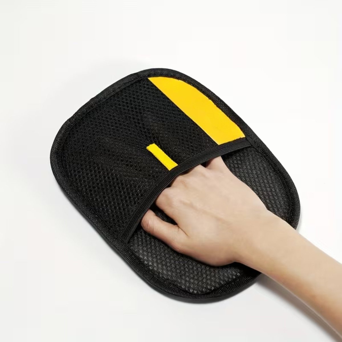 Pet Hair - Removing Gloves for Efficient Grooming - Pet Hair - Removing Gloves - Wild Eye Vision