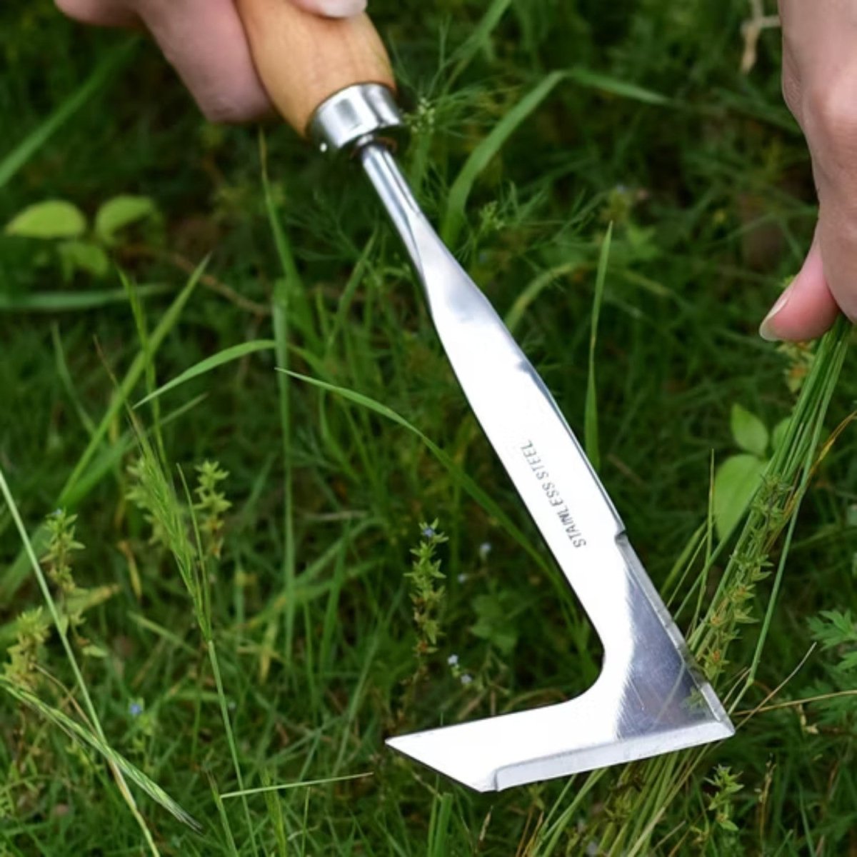 Precision L Shape Weeding Tool - Garden Tool - Wild Eye Vision