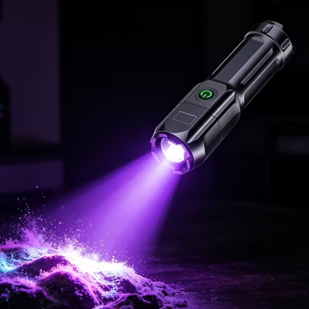 Rechargeable UV Zoom Flashlight - Flashlight - Wild Eye Vision