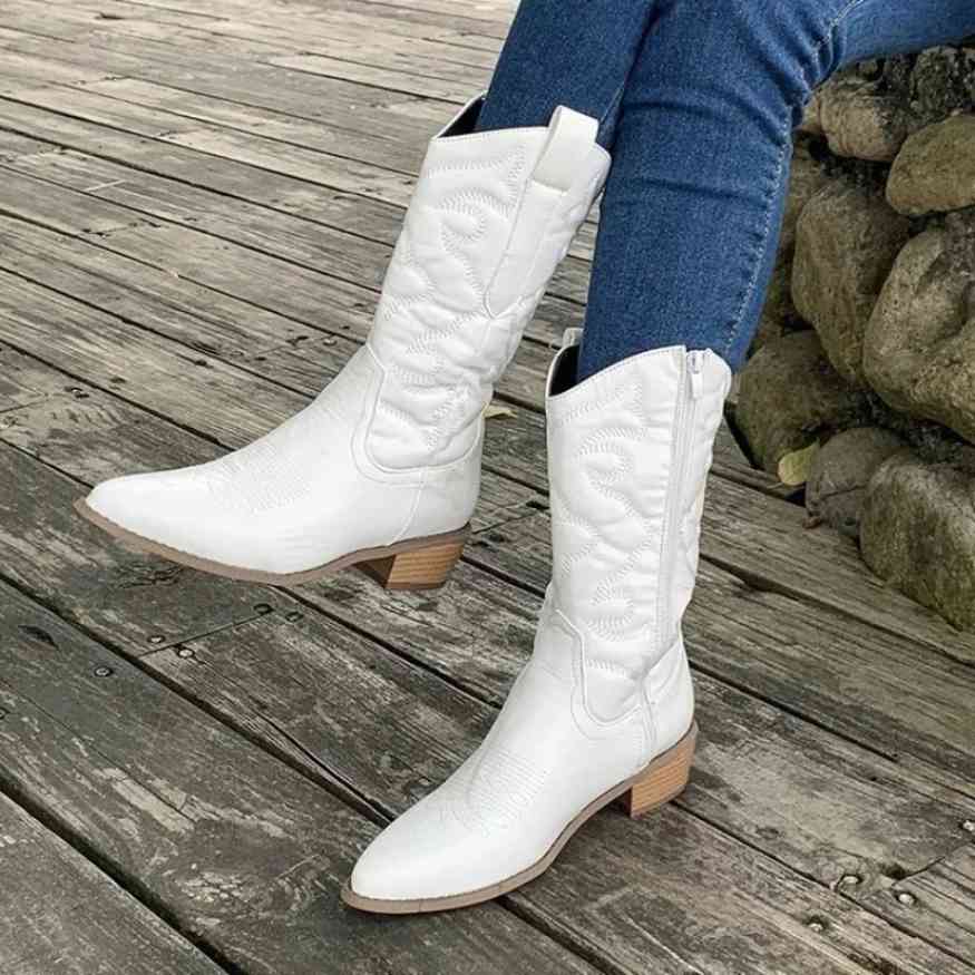 Mid-Calf Retro Cowgirl Boots