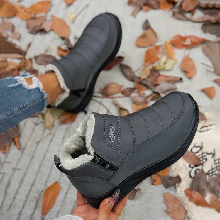 ArcticEase Women’s Snow Boots - Snow Boots - Wild Eye Vision