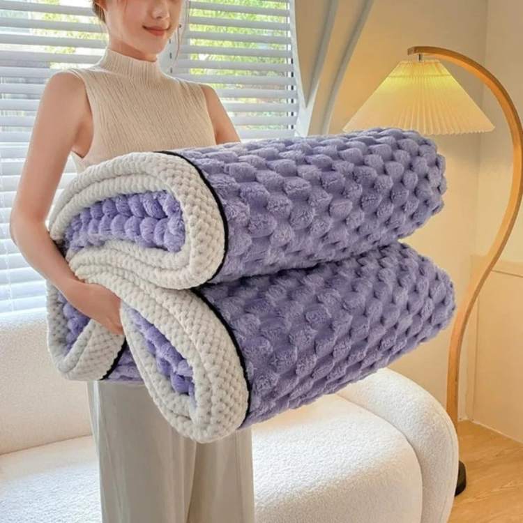 CloudTouch Soft Weighted Blanket - Blanket - Wild Eye Vision
