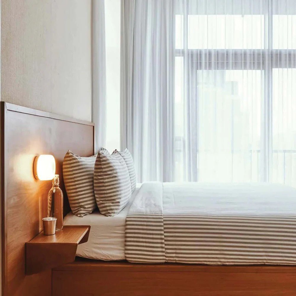 Modern Glow Glass Wall Light - Wall Light - Wild Eye Vision