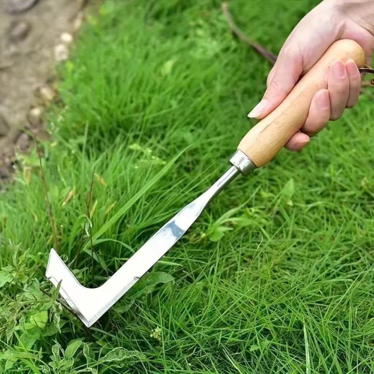 Precision L Shape Weeding Tool - Garden Tool - Wild Eye Vision