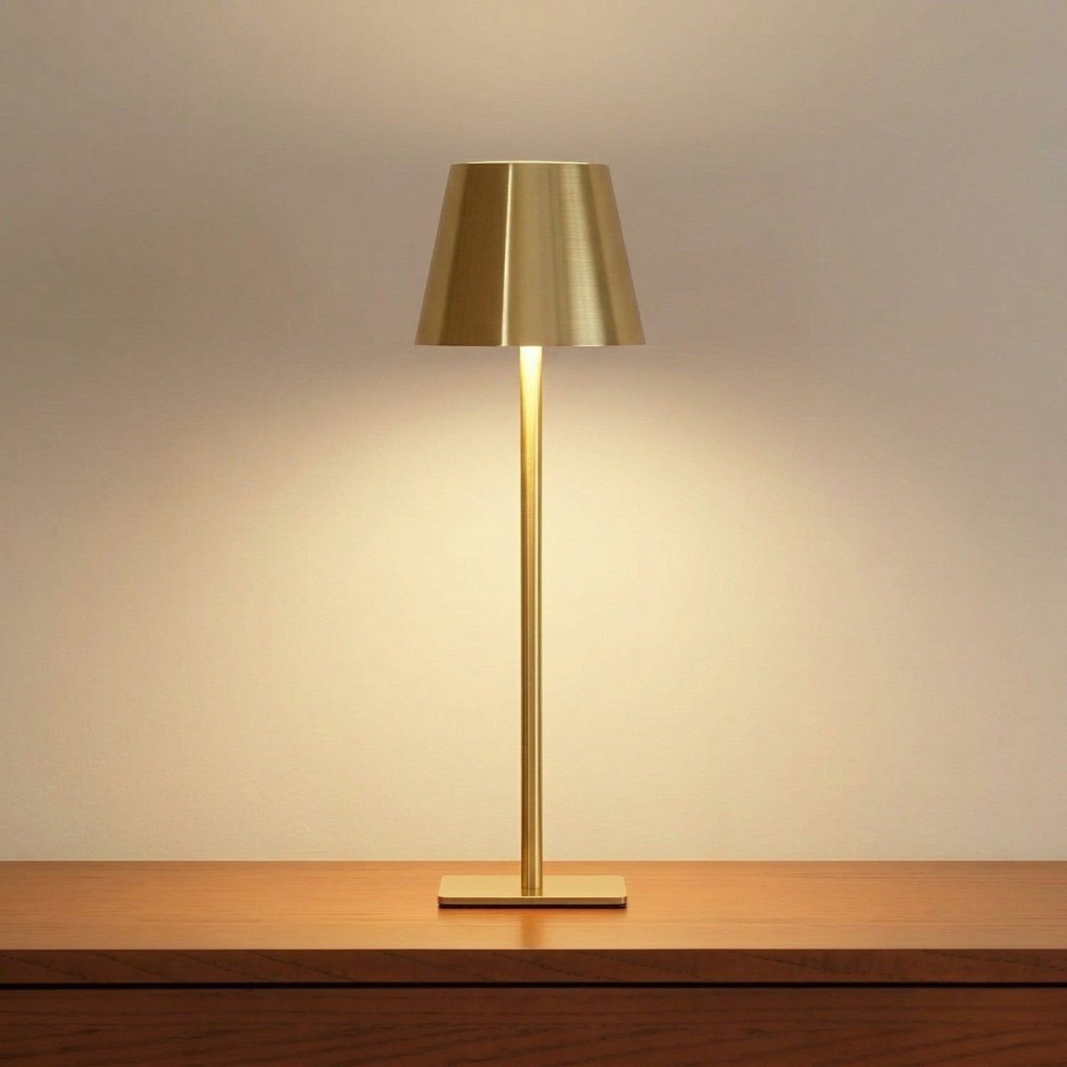 Wireless LED Touch Table Lamp - Bedside Lamp - Wild Eye Vision